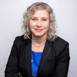 Cathy Taylor headshot