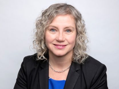 Cathy Taylor headshot