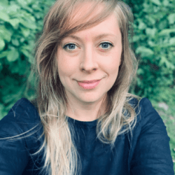 Erin Byrnes headshot